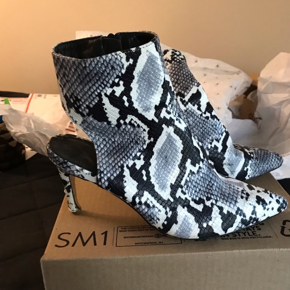 Truffle boots